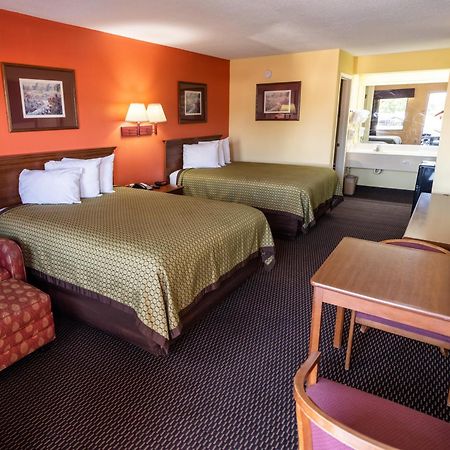 Budget Inn & Suites Hawkinsville エクステリア 写真