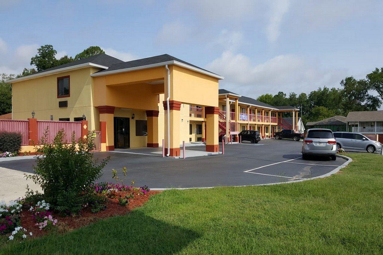 Budget Inn & Suites Hawkinsville エクステリア 写真