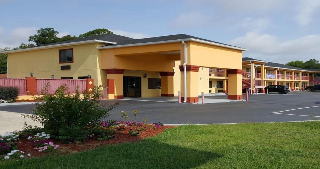 Budget Inn & Suites Hawkinsville エクステリア 写真