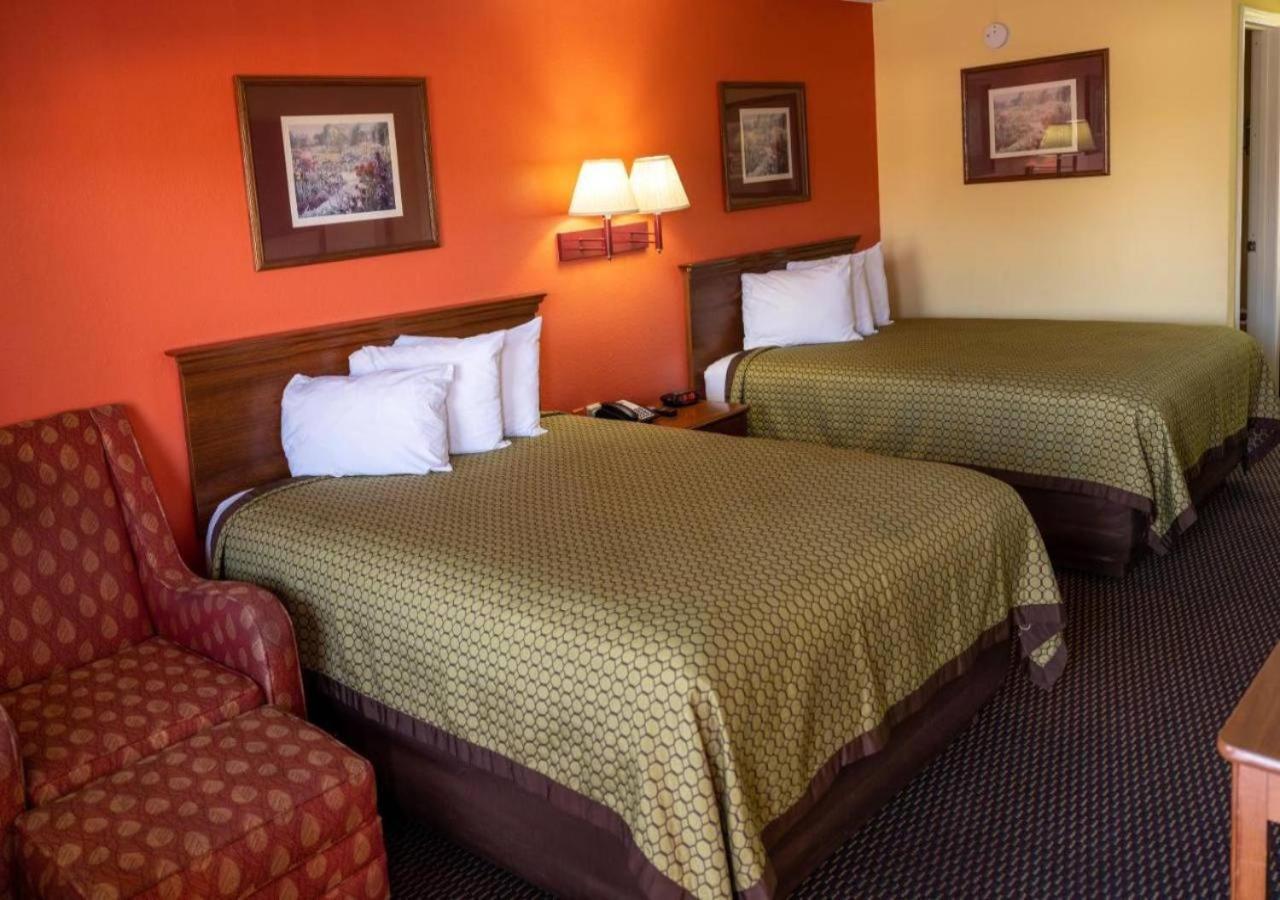 Budget Inn & Suites Hawkinsville エクステリア 写真