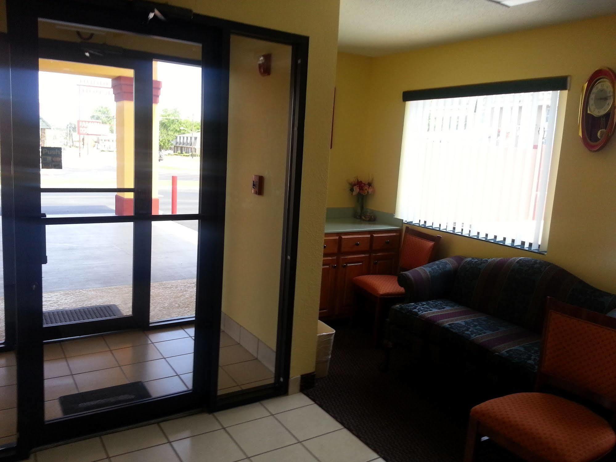 Budget Inn & Suites Hawkinsville エクステリア 写真